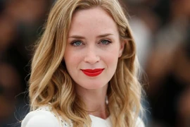 Emily Blunt: Nàng ong chăm chỉ xứ sương mù "gặt mật" Hollywood