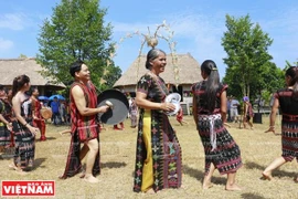 Nét văn hóa đặc sắc trong lễ mừng nhà mới của người Cơ Tu