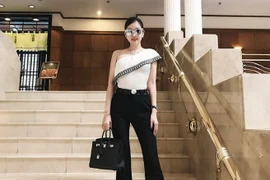 Mãn nhãn với “vũ điệu vai trần” của các quý cô thời trang