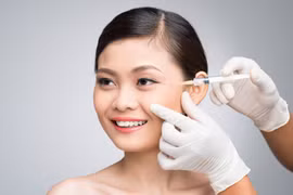 10 điều bạn cần biết trước khi quyết định tiêm filler căng da