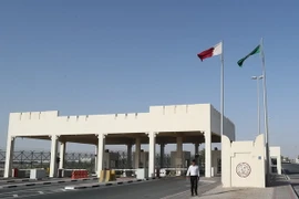Toàn cảnh cửa khẩu biên giới Qatar- Saudi Arabia ngày 23/6. (Nguồn: EPA/TTXVN)