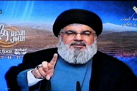 Thủ lĩnh phong trào Hồi giáo vũ trang Hezbollah Sayyed Hassan Nasrallah phát biểu tại một địa điểm bí mật ở Liban. (Nguồn: EPA/TTXVN)