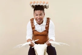 Bác Leng Keng: “Tôi không mang bầu cũng chẳng giải cứu thế giới"
