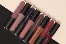 Son kem lì của Michelle Phan vừa ra mắt đã lập tức cháy hàng