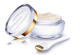 Tuyệt phẩm trẻ hóa vùng da quanh mắt và môi cho phái đẹp