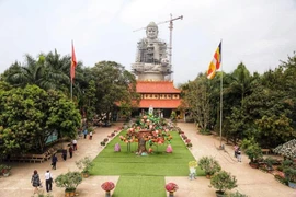 Quang cảnh chùa Khai Nguyên.