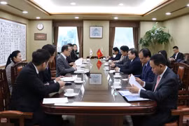 Quang cảnh buổi làm việc. (Nguồn: Mạnh Hùng/TTXVN)