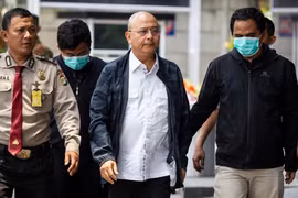 Ông Dzulmi Eldin (áo trắng), Thị trưởng thành phố Medan thuộc tỉnh Bắc Sumatra. (Nguồn: Jakarta Globe)