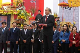 Phó Thủ tướng Thường trực Trương Hòa Bình phát biểu tại lễ hội. (Nguồn: Thanh Tùng/TTXVN)