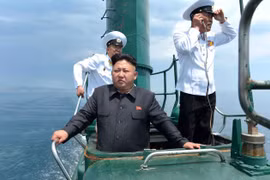 Chủ tịch Triều Tiên Kim Jong-un trong một chuyến thị sát. (Ảnh: The National Interest)