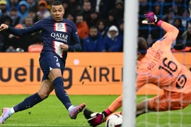 Mbappe là cầu thủ ghi bàn hàng đầu tại Ligue 1 trong năm mùa giải liên tiếp. (Nguồn: CNN/Ảnh chụp màn hình)