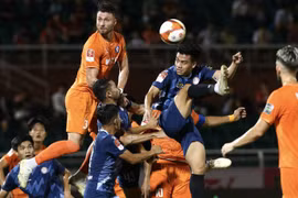 Câu lạc bộ Thành phố Hồ Chí Minh có bàn thắng duy nhất trước SHB Đà Nẵng trong trận đấu tối 27/3. (Nguồn: Người Lao Động)