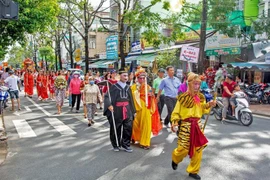 Lễ cung nghinh Quan Thánh Đế Quân xuất du. Ảnh: TTXVN phát