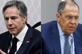 Ngoại trưởng Mỹ Antony Blinken và người đồng cấp Nga Sergei Lavrov đã có cuộc trao đổi ngắn bên lề Hội nghị Ngoại trưởng G20 tại News Delhi (Ấn Độ). (Nguồn: CNA)
