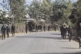 Binh sỹ Ethiopia tuần tra tại khu vực Wichale. (Ảnh: AFP/TTXVN)
