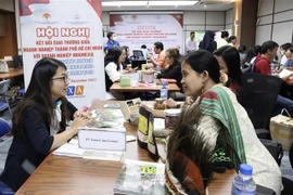 Doanh nghiệp Việt Nam - Indonesia trao đổi cơ hội hợp tác thương mại hàng hoá tại Hội nghị kết nối giao thương doanh nghiệp Việt Nam - Indonesia, tháng 12/2022 tại TP.HCM. Ảnh: Xuân Anh -TTXVN