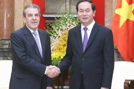 Chủ tịch nước Trần Đại Quang tiếp ngài Eduardo Frei Ruiz-Tagle, cựu Tổng thống Cộng hòa Chile. (Ảnh: Nhan Sáng/TTXVN)