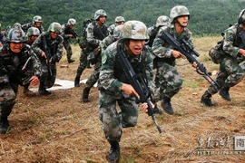 Binh sỹ Trung Quốc trong một cuộc tập trận. (Nguồn: asian-defence-news.blogspot.com)