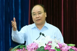 Thủ tướng Nguyễn Xuân Phúc phát biểu kết luận hội nghị. (Ảnh: Thống Nhất/TTXVN)