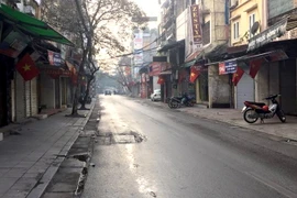 Phố cổ Hà Nội thanh bình, yên ả trong sáng mùng 1 Tết. (Ảnh: Việt Đức/Vietnam+)