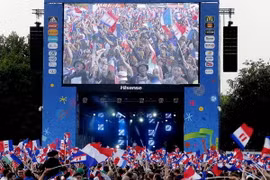 Khu fanzone ở trung tâm thành phố Lille luôn sối động trong những ngày EURO 2016. (Nguồn: AFP)