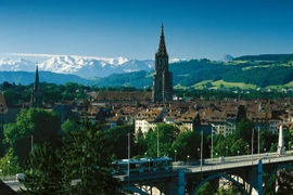 Tăng cường hợp tác giữa Hà Nội với các địa phương của Thụy Sĩ 