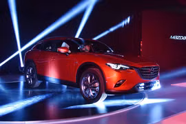 Mazda đã chính thức giới thiệu mẫu 2017 CX-4 crossover ở Triển lãm ôtô Bắc Kinh 2016.