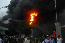 Hiện trường vụ cháy. (Ảnh: Mạnh Linh/TTXVN)