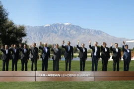 Các Trưởng đoàn chụp ảnh chung. (Ảnh: Đức Tám/TTXVN)