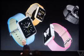 Apple Watch ​hạ giá xuống còn 299 USD, thêm dây đeo mới