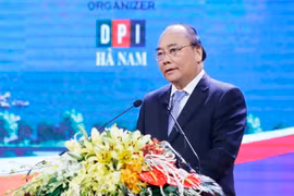 Thủ tướng Nguyễn Xuân Phúc phát biểu tại hội nghị. (Ảnh: An Đăng/TTXVN)