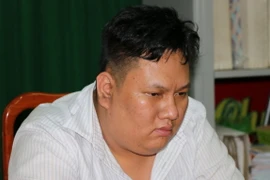 Đối tượng Tuấn tại cơ quan điều tra. (Ảnh: Đậu Tất Thành/TTXVN)