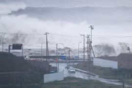 Bão Lionrock đổ vào thành phố Ishinomaki. (Nguồn: Kyodo) 