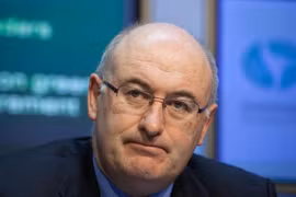 Ủy viên phụ trách Nông nghiệp của EU Phil Hogan. (Nguồn: alchetron.com)