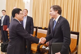 Phó Thủ tướng, Bộ trưởng Ngoại giao Phạm Bình Minh tiếp Thứ trưởng thứ nhất Bộ Ngoại giao Hoa Kỳ Anthony Blinken. (Ảnh: Nguyễn Khang/TTXVN)