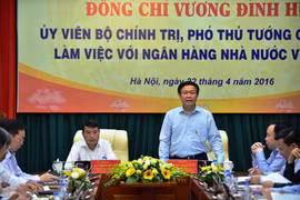 Phó Thủ tướng Vương Đình Huệ làm việc lãnh đạo với Ngân hàng Nhà nước. (Nguồn: Ngân hàng Nhà nước)