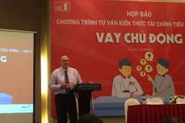 Ông Bruce Butler, Tổng Giám đốc Home Credit phát biểu tại buổi lễ. (Ảnh: PV/Vietnam+)