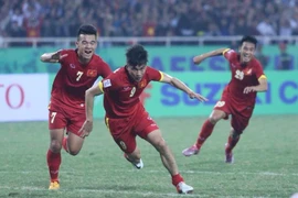 Công Vinh lập siêu phẩm, tuyển Việt Nam vẫn bị cầm hòa đáng tiếc