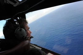 Autralia chuyển vùng tìm kiếm máy bay MH370 xuống phía Nam