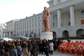 Triều Tiên kỷ niệm 3 năm ngày mất nhà lãnh đạo Kim Jong-il 