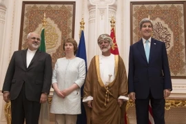 Iran, Mỹ và EU bắt đầu ngày đàm phán hạt nhân thứ 2 ở Oman 