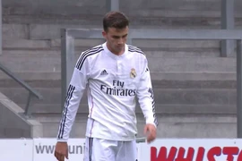 Sao trẻ Real sút hỏng penalty khiến Terry cũng “ngả mũ”