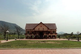 Nhà lưu niệm anh hùng Núp. (ditichlichsuquocgia.violet.vn)