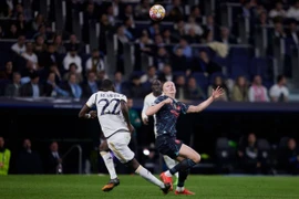 Cận cảnh Real Madrid 'bất phân thắng bại' sau trận cầu nghẹt thở