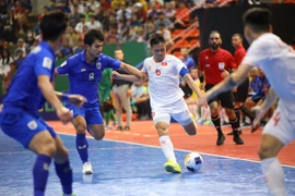 Futsal Việt Nam cần phải thi đấu tốt hơn so với trận gặp Thái Lan khi đối đầu Futsal Uzbekistan ở tứ kết. (Nguồn: VFF)