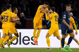 Cận cảnh Barcelona đánh bại PSG sau màn rượt đuổi tỷ số kịch tính