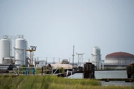 Cơ sở xử lý khí tự nhiên hóa lỏng (LNG) tại bang Louisiana, Mỹ. (Ảnh: AFP/TTXVN)