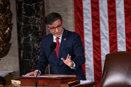 Tân Chủ tịch Hạ viện Mỹ Mike Johnson. (Ảnh: THX/TTXVN)
