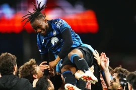 Cận cảnh Leverkusen đứt mạch bất bại, cay đắng nhìn Atalanta lên ngôi