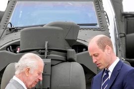 Vua Charles III chuyển giao tước hiệu quân đội cấp cao cho Hoàng tử William